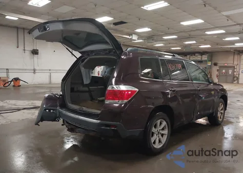 2013 Toyota Highlander Base Plus V6 z USA, uszkodzony, nr VIN 5TDBK3EH8DS209394